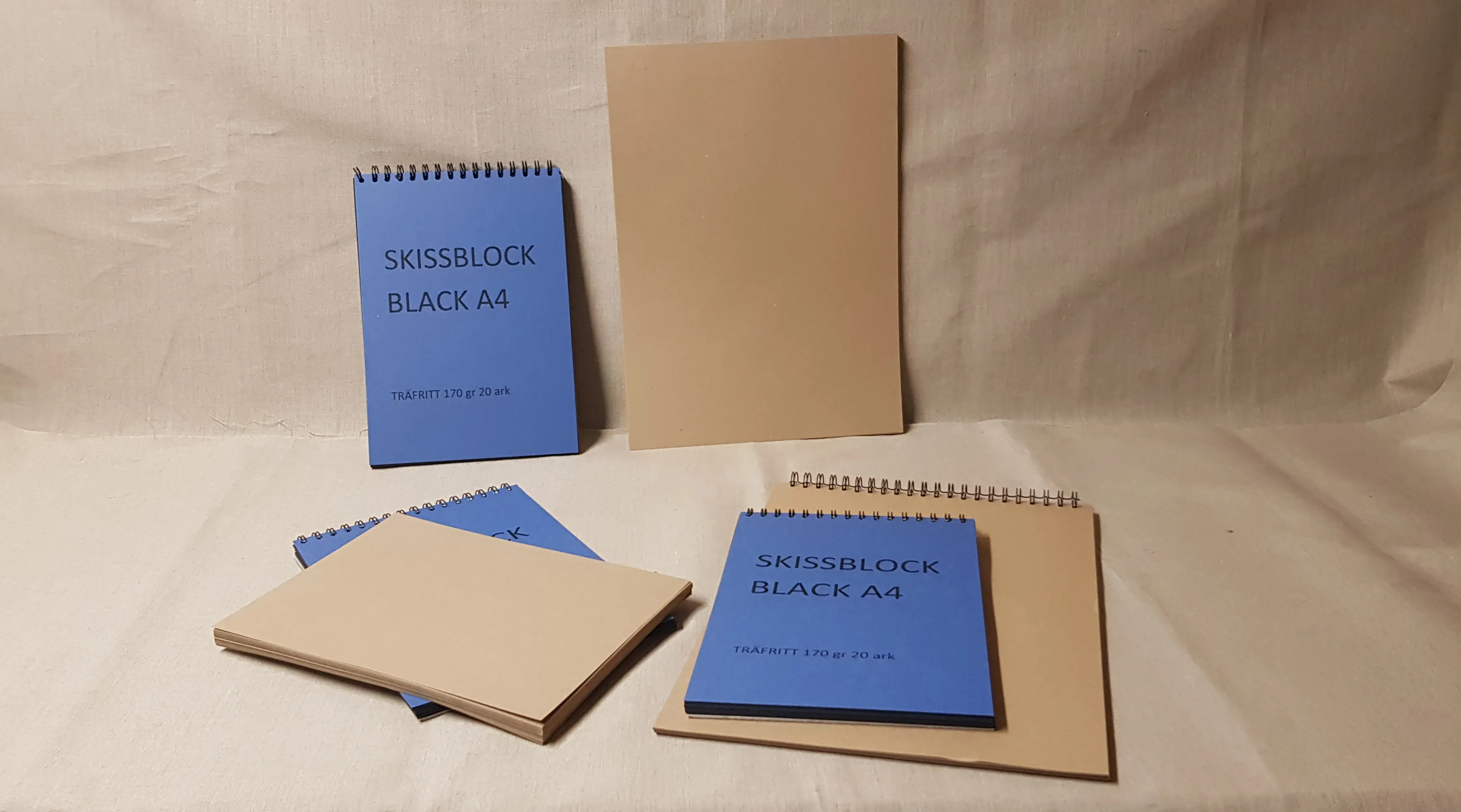 SKISSBLOCK svart eller brunt